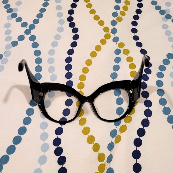 NWOTGlasses - no prescription - Picture 4 of 5